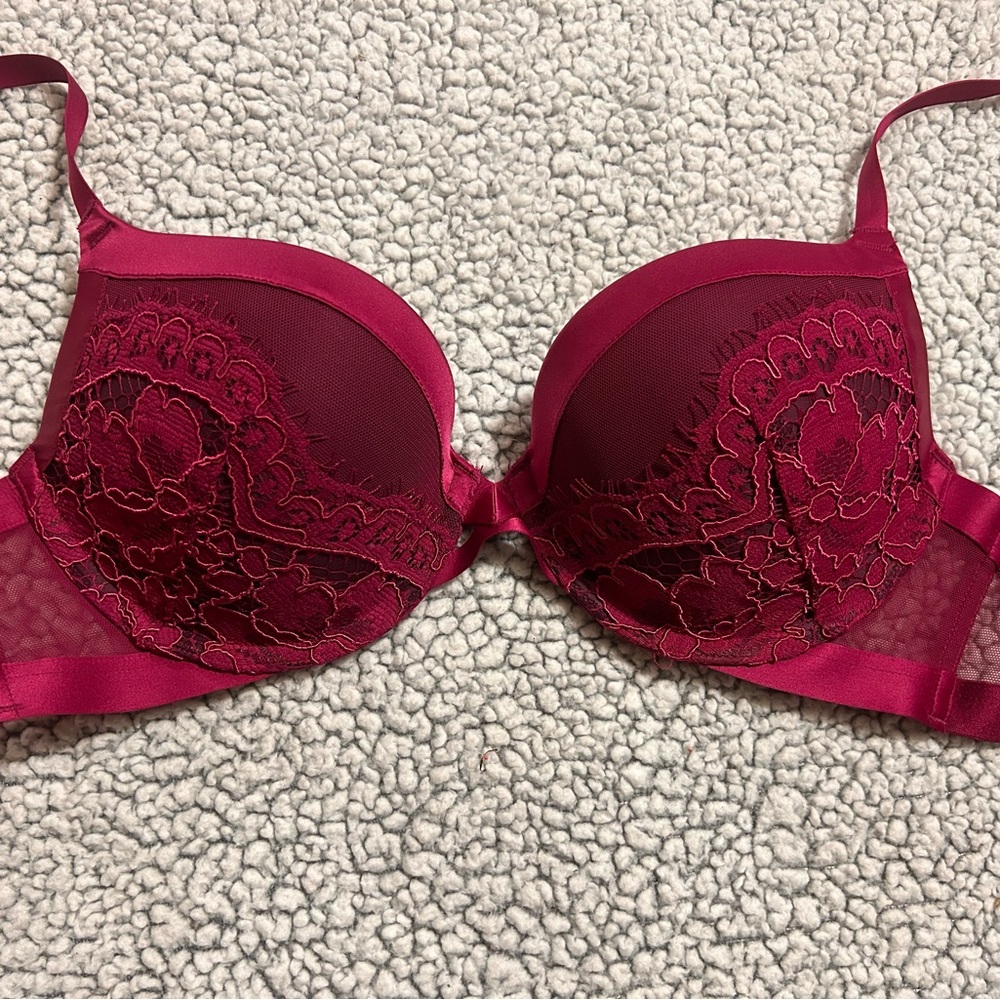 Victoria's Secret Lace Bra - Deep Red
